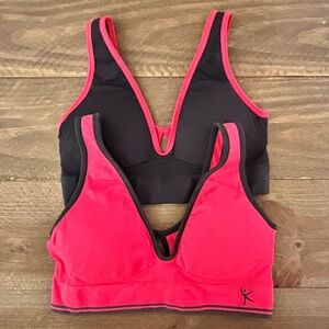 Danskin Now Seamless Low Cut Sports Bra Set Sz M Neon Red Charcoal Gray NWOT